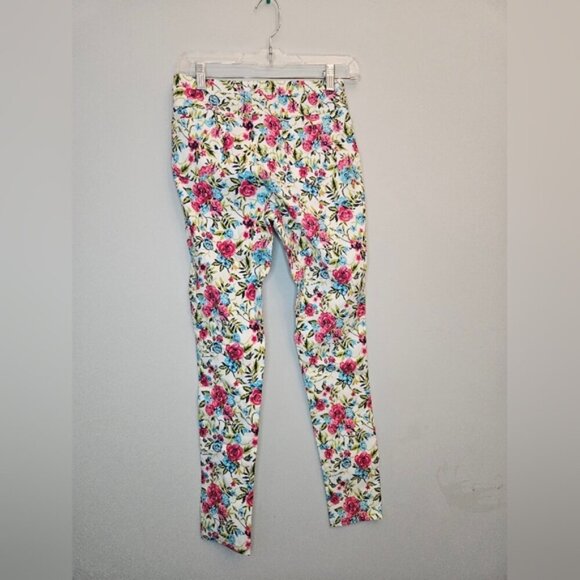 Steve Madden Women's Floral Pant. Size M - Picture 4 of 10